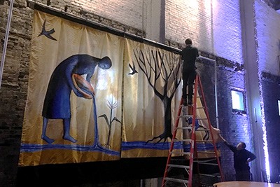 hanging-water-banners-by Sandy-Spieler hanging-water-banners-by Sandy-Spieler